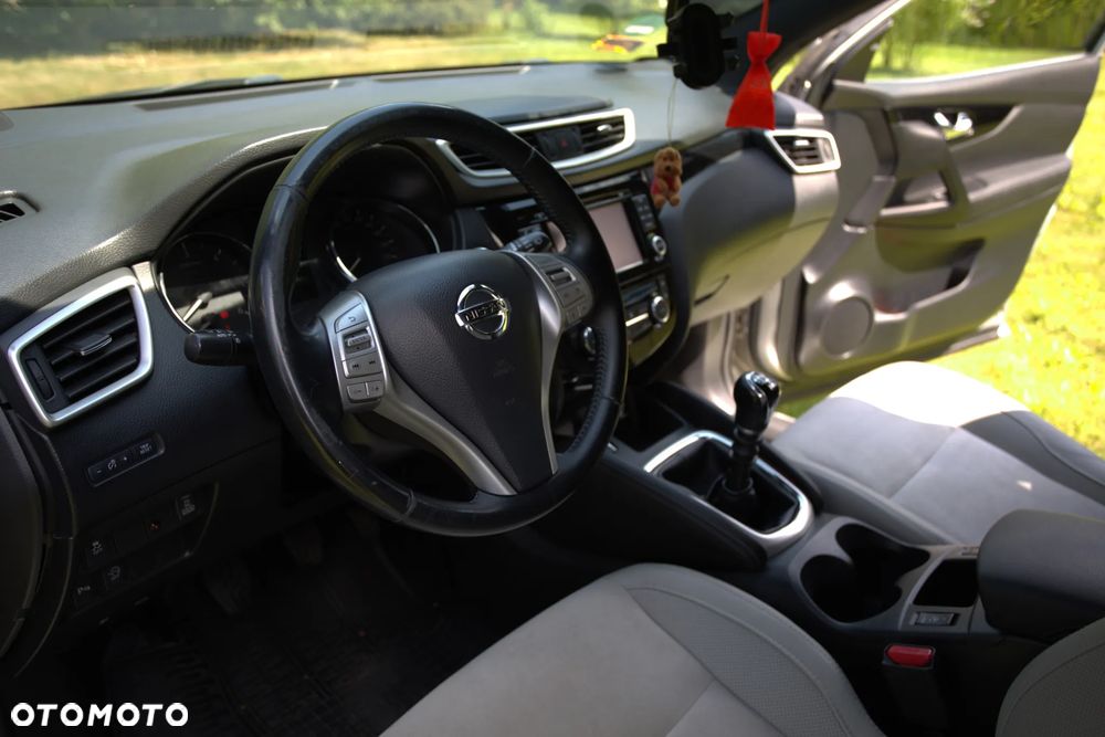 Nissan Qashqai 1.6 dCi 4x4 360 S&S - 14