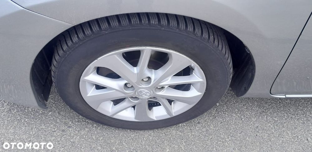 Toyota Auris 2.0 D-4D Life - 16