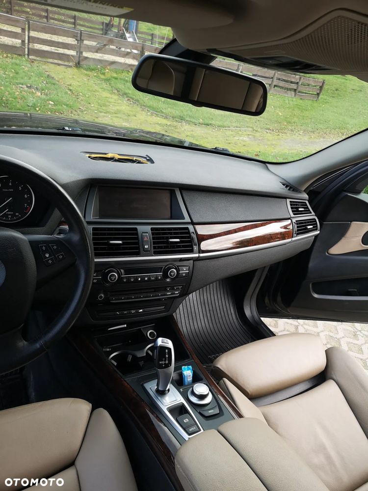 BMW X5 xDrive30i - 17
