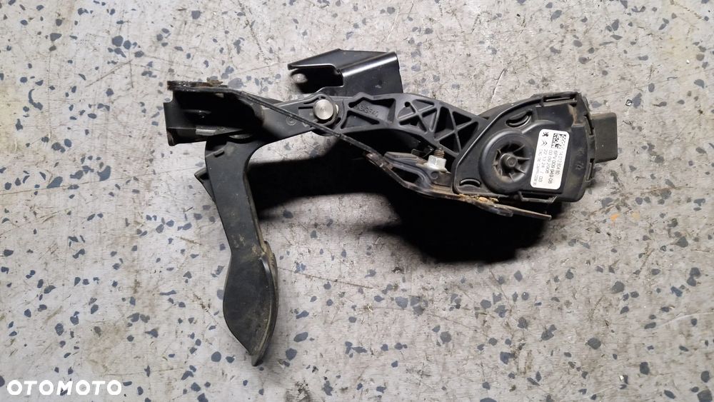 SCUDO JUMPY EXPERT POTENCJOMETR GAZU 1401280480 - 1