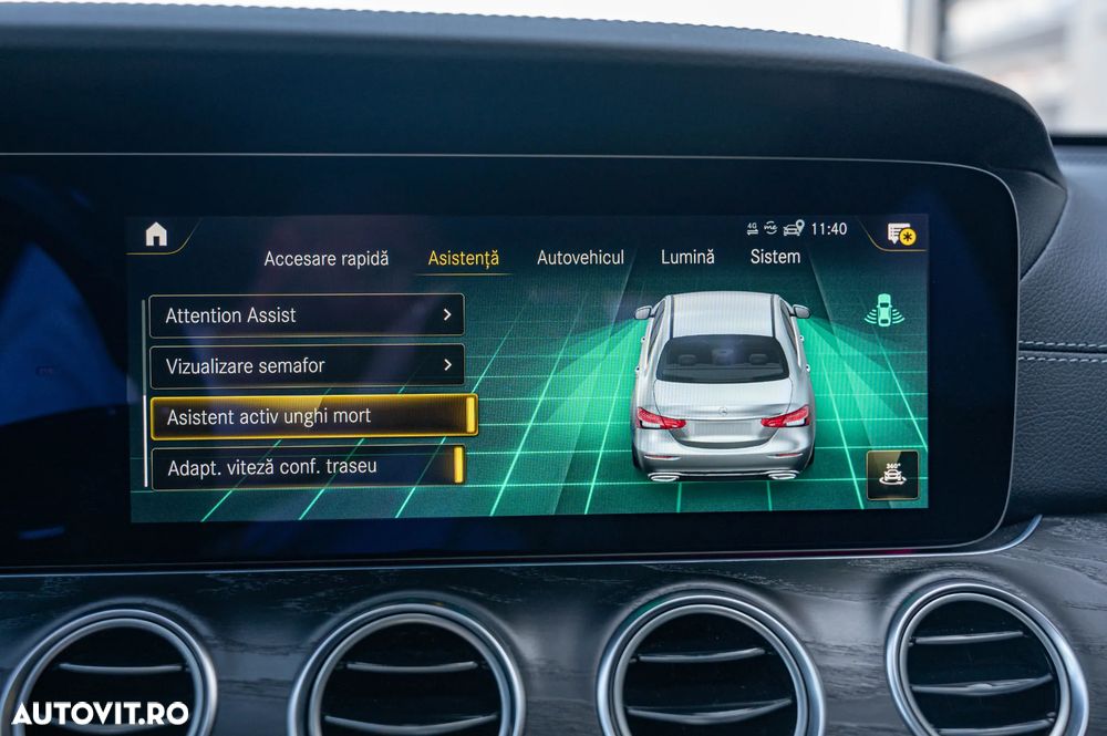 Mercedes-Benz E 300 de 9G-TRONIC AMG Line - 34