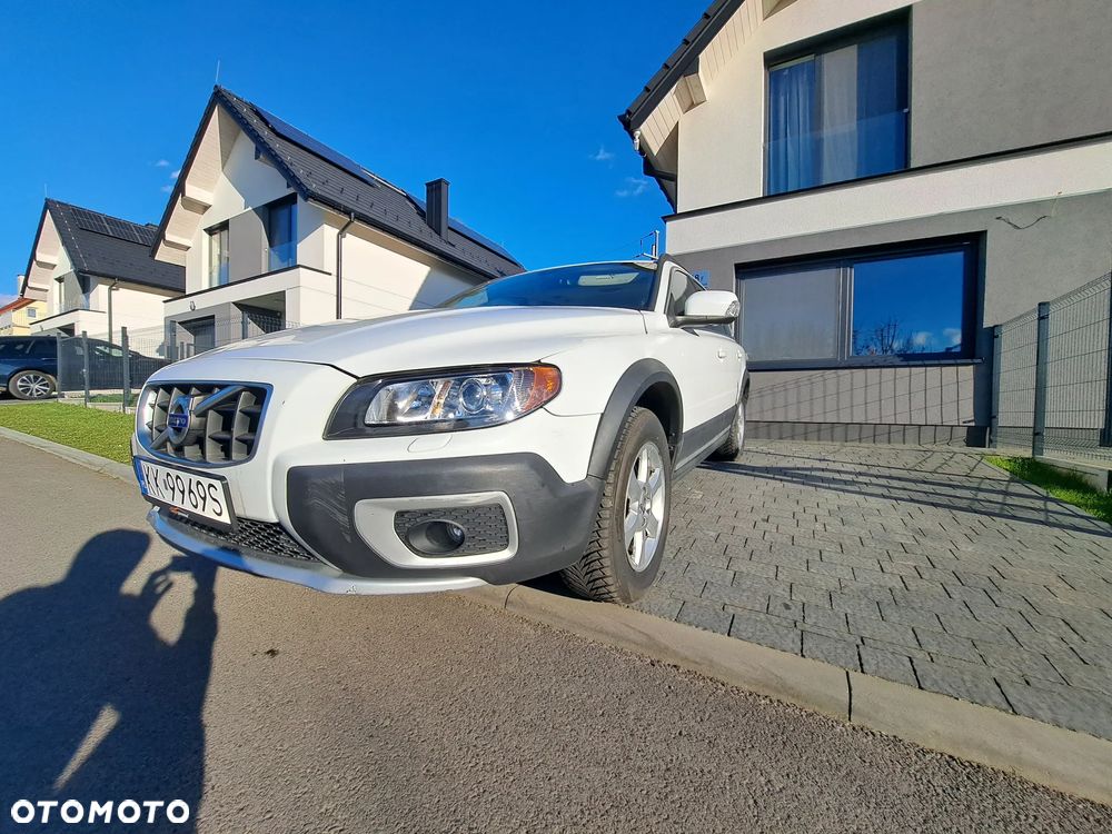 Volvo XC 70 - 18