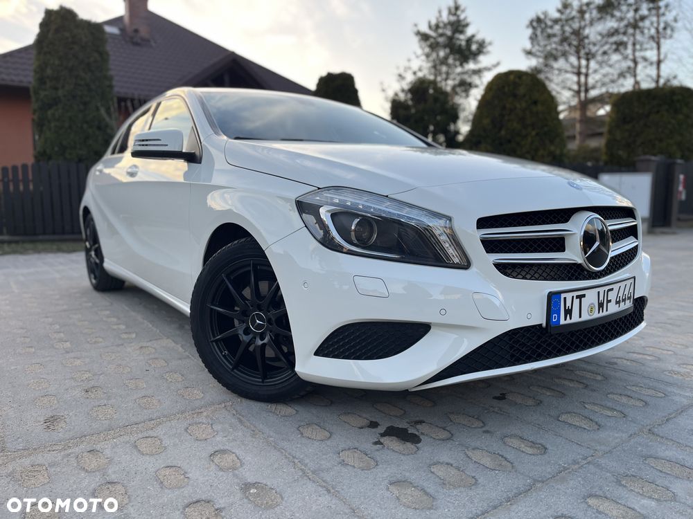 Mercedes-Benz Klasa A 180 7G-DCT Activity Edition - 40
