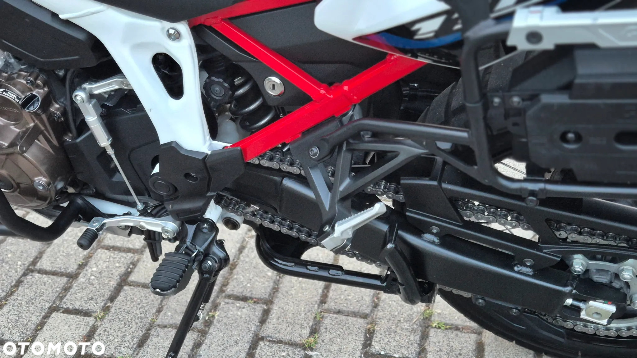Honda CRF - 8