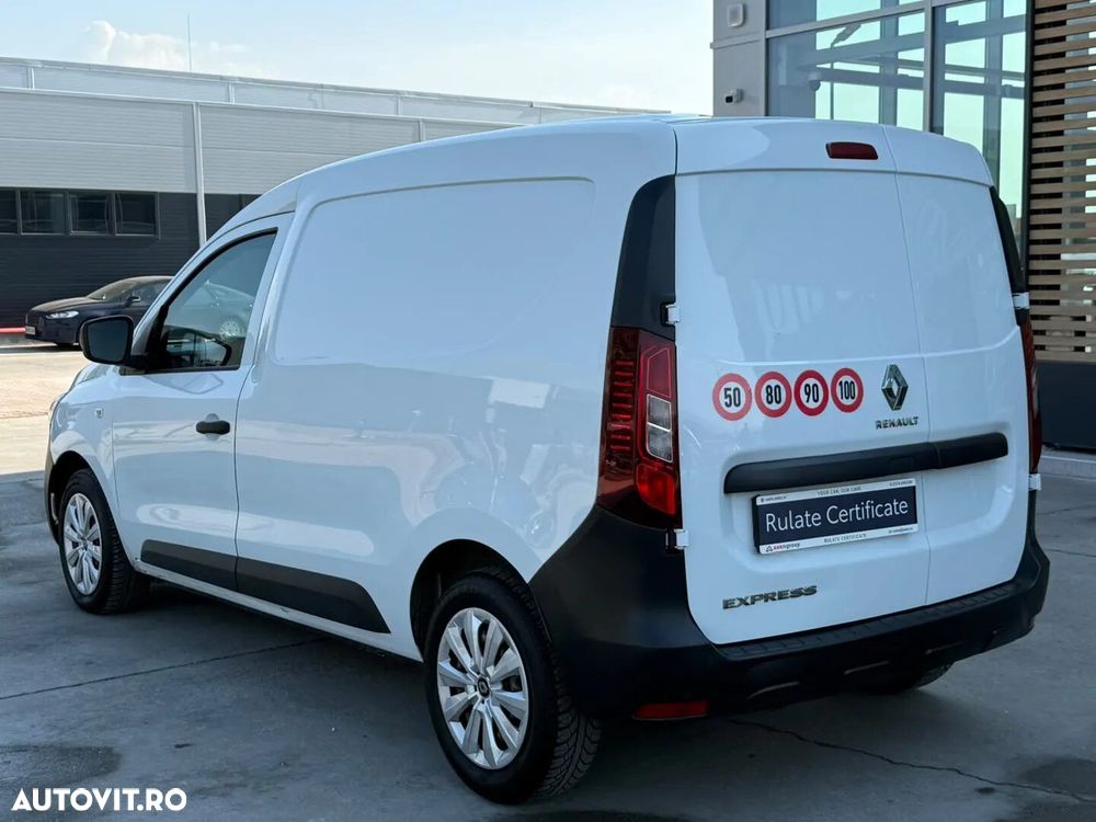 Renault Express - 8