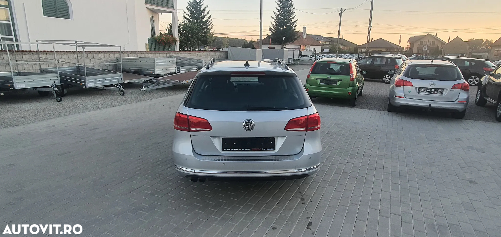 Volkswagen Passat Variant 2.0 Blue TDI SCR Business Edition - 17