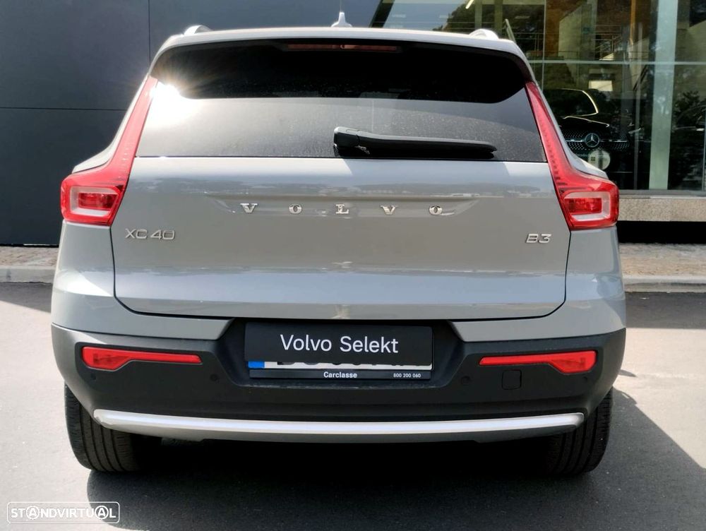 Volvo XC 40 2.0 B3 Core - 12