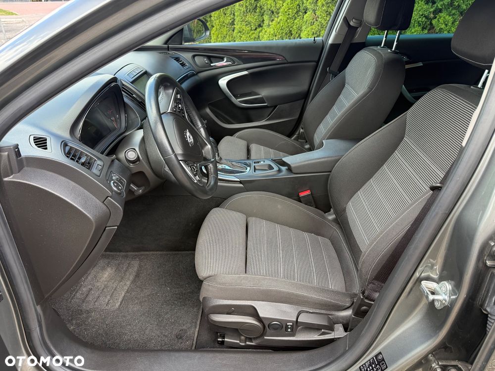 Opel Insignia - 26