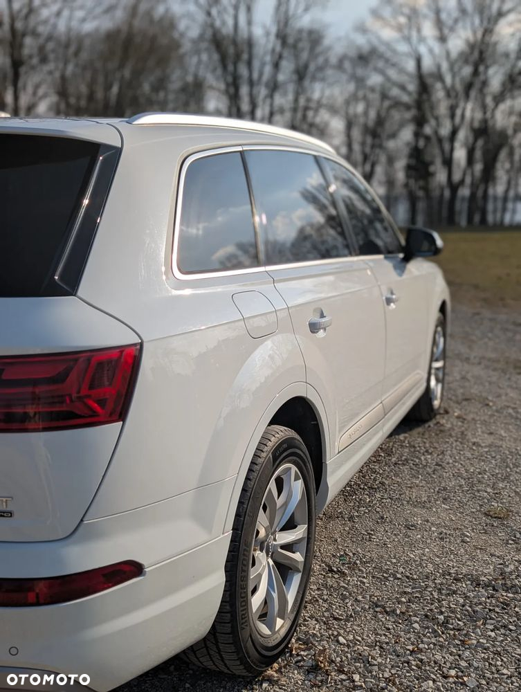 Audi Q7 3.0 TFSI Quattro Tiptronic - 6