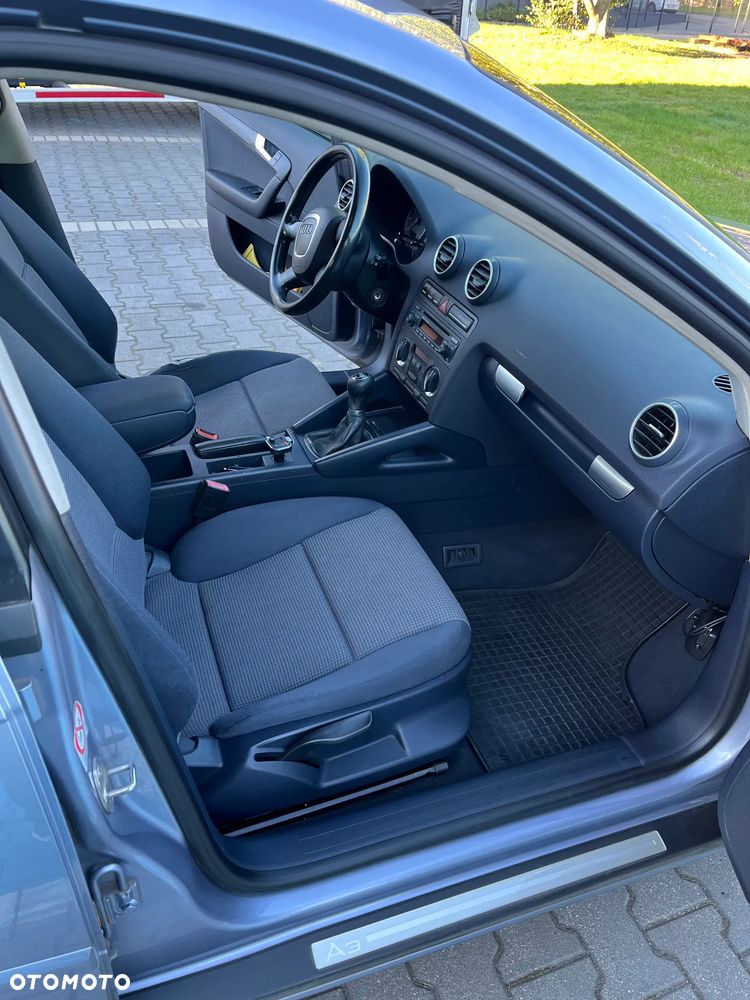 Audi A3 Sportback - 15