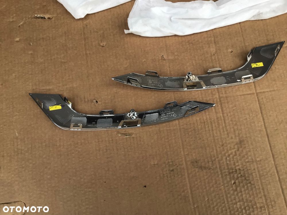 Chrom lewy prawy Zderzaka tył Renault Captur ll 2 nowe - 2