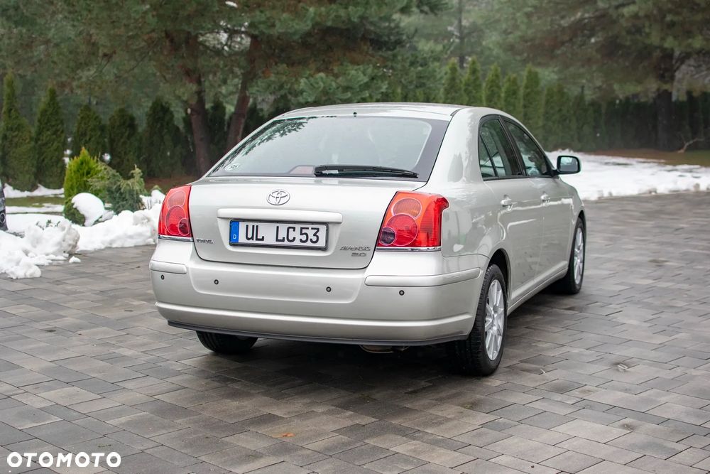 Toyota Avensis - 3