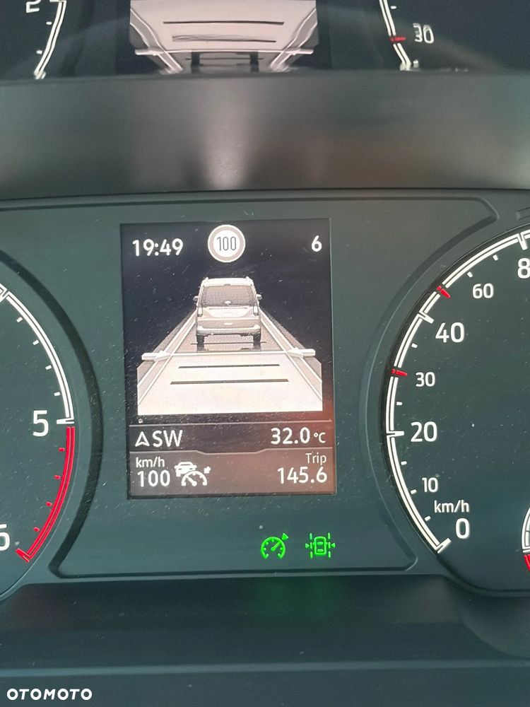 Ford Tourneo Connect 2.0 EcoBlue Titanium - 33