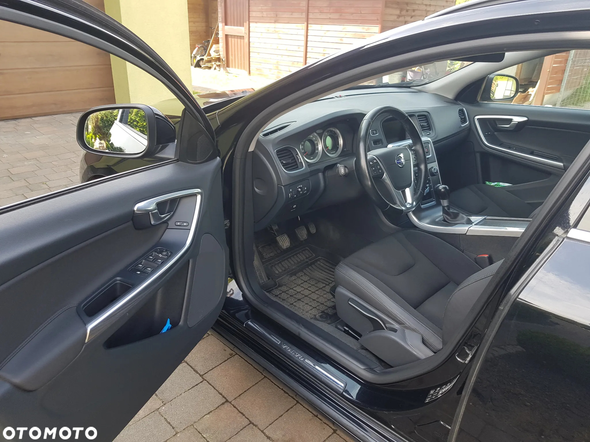 Volvo V60 2.0T - 9