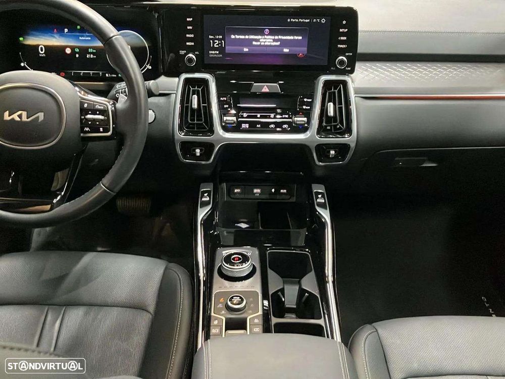 Kia Sorento - 11