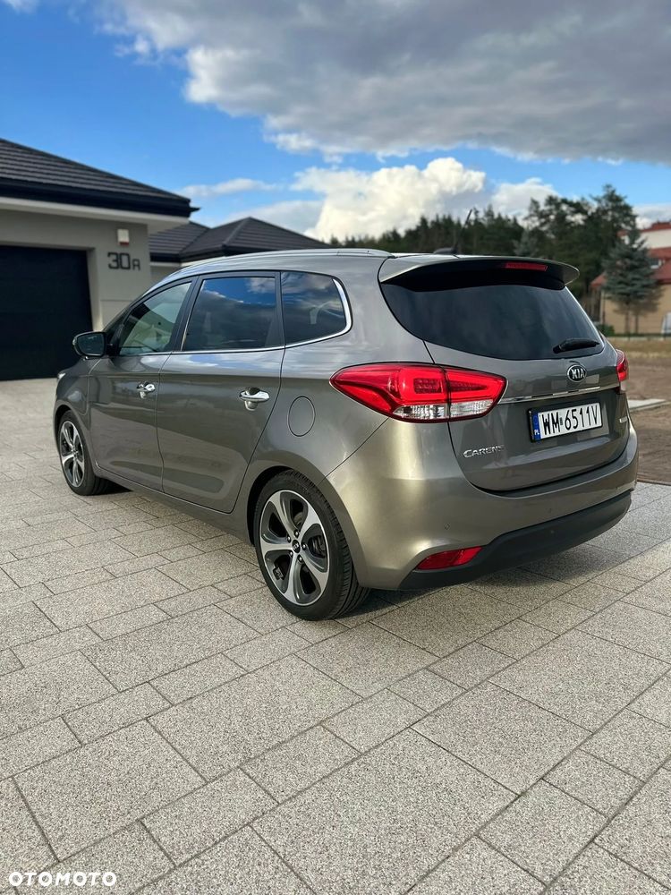 Kia Carens 2.0 GDI XL - 14