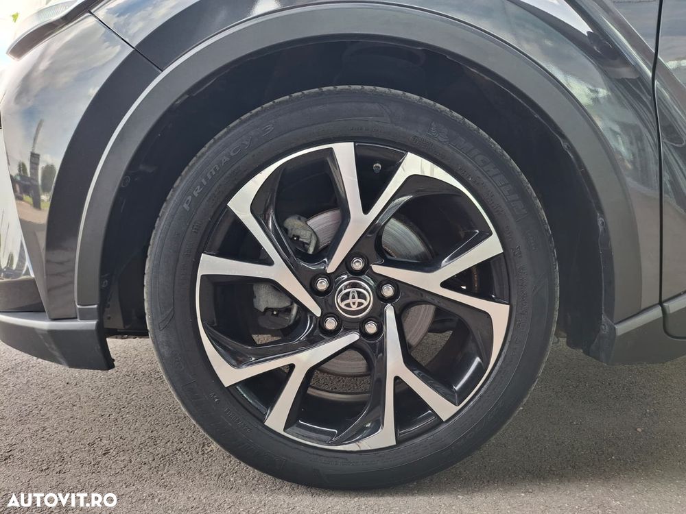 Toyota C-HR 2.0 HSD 184 CP 4x2 CVT Style - 24