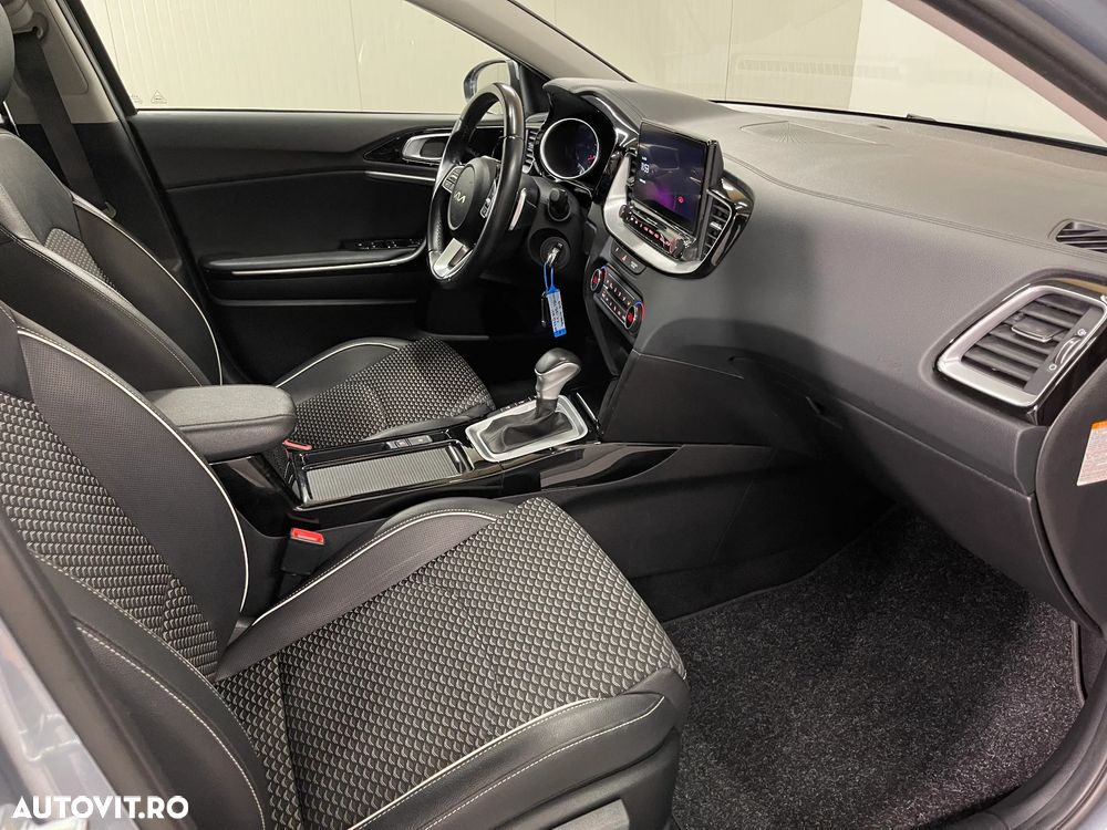 Kia XCeed 1.5 T-GDI 7DCT MHEV Style - 10