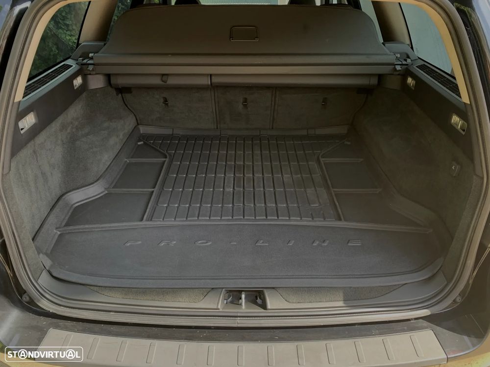 Volvo V70 2.0 D3 R-Design S/S Geartronic - 12