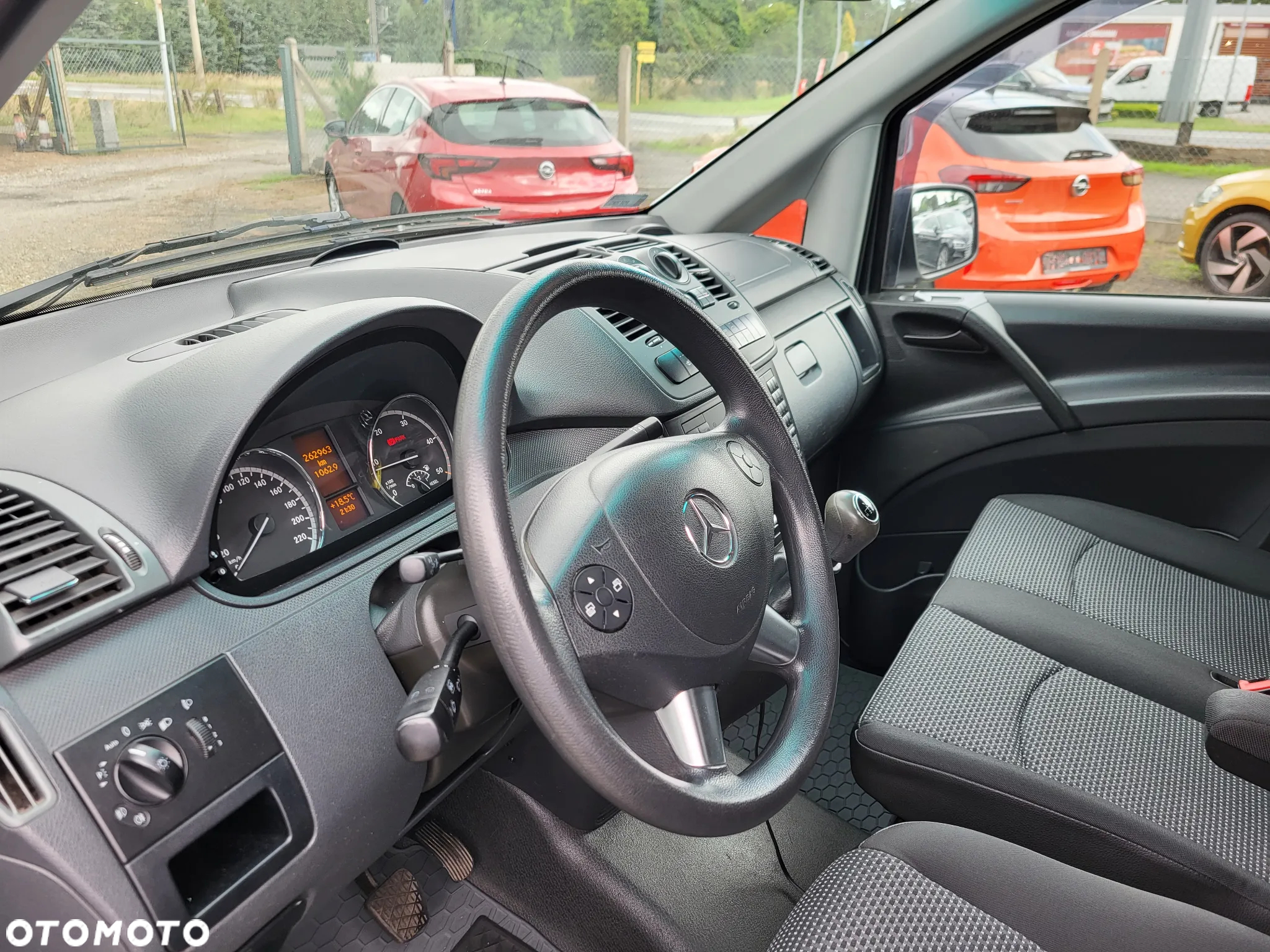 Mercedes-Benz VITO - 6