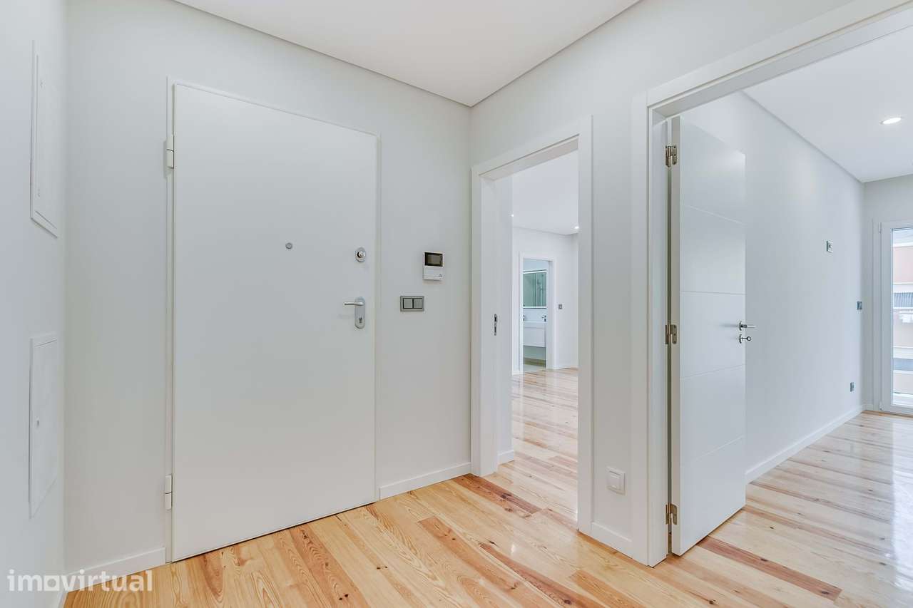 Para Venda | Apartamento T4 | São João Estoril - Grande imagem: 4/48