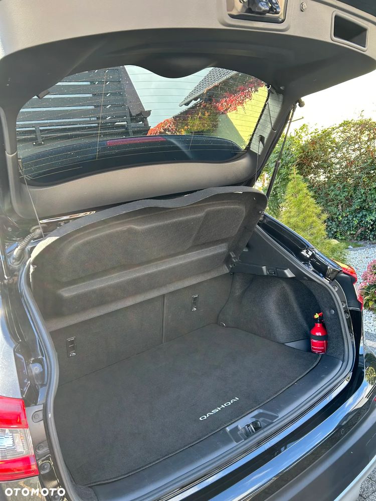 Nissan Qashqai 1.3 DIG-T N-MOTION - 14