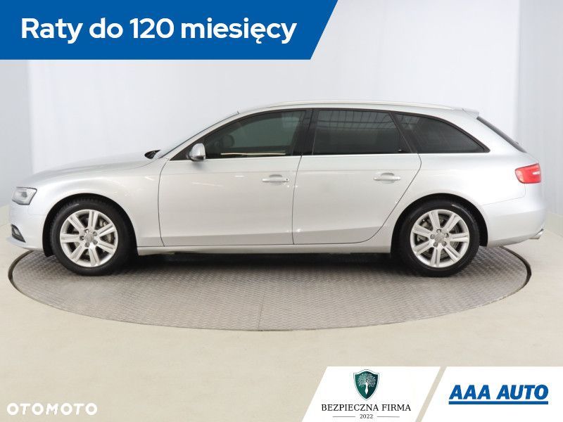 Audi A4 Avant - 4