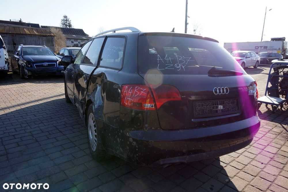 AUDI A4 B7 KOMBI 2006 LZ9Y 2.0 TDI BPW 140KM JEM CZARNY na części - 3