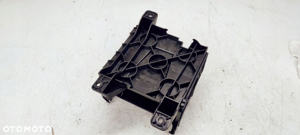 UCHWYT RAMKA TUNERU TV AUDI A6 C7 A7 4G0907324A - 3