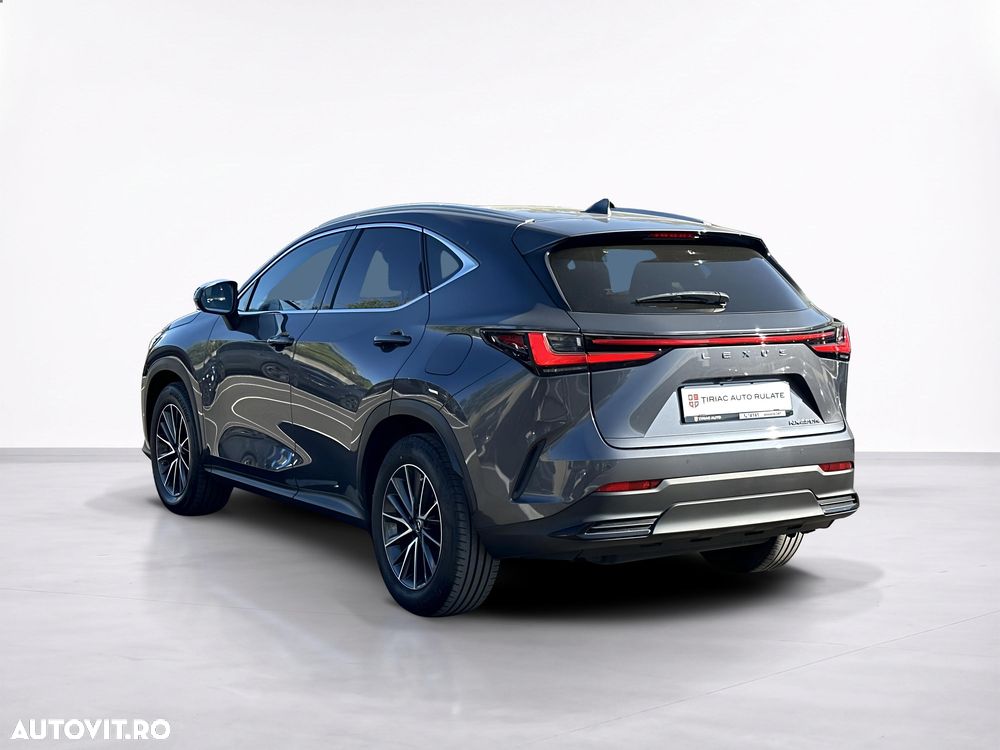 LEXUS NX 2022 — imagine 3