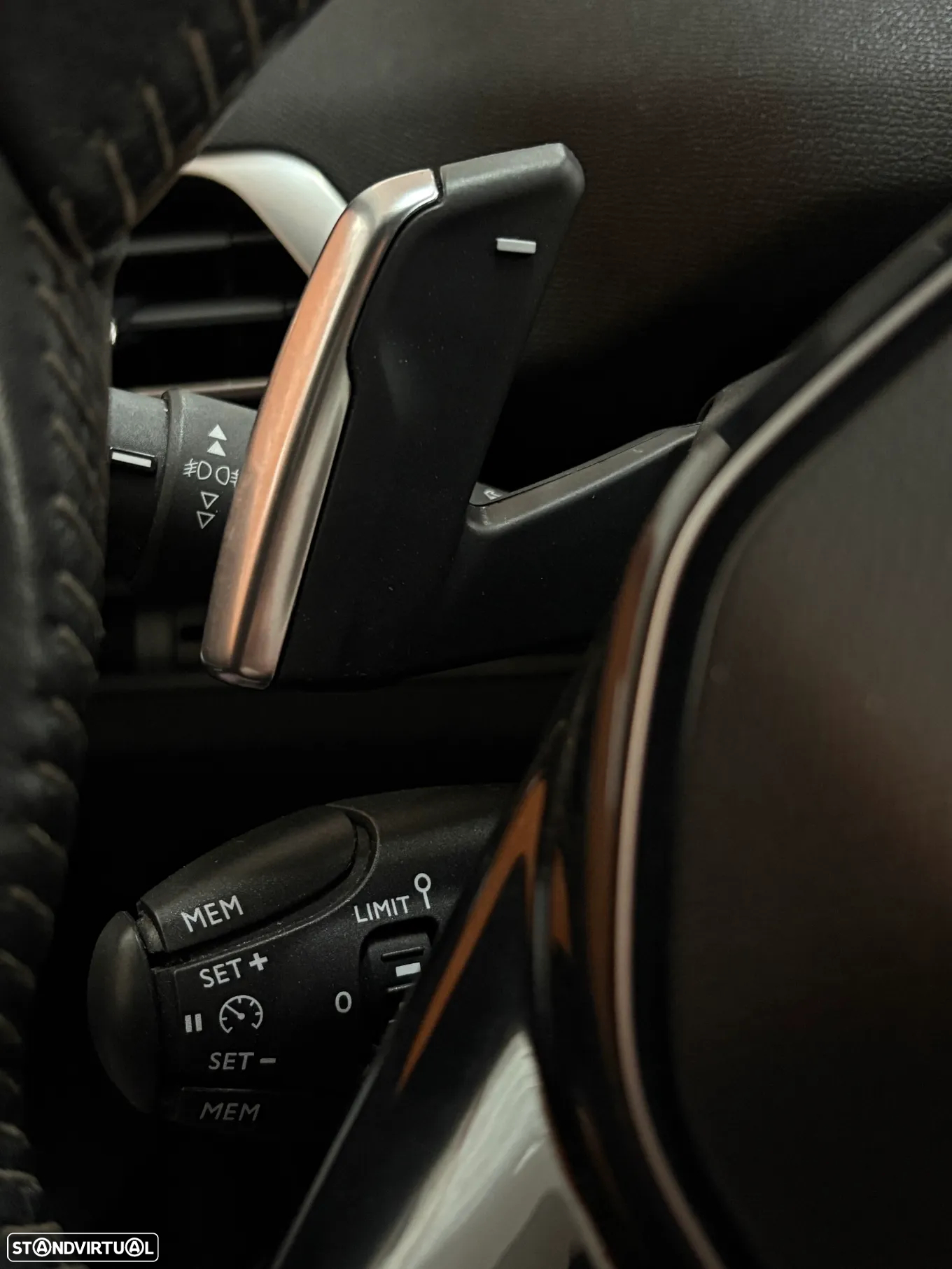 Peugeot 5008 1.5 BlueHDi Active Pack EAT8 - 24