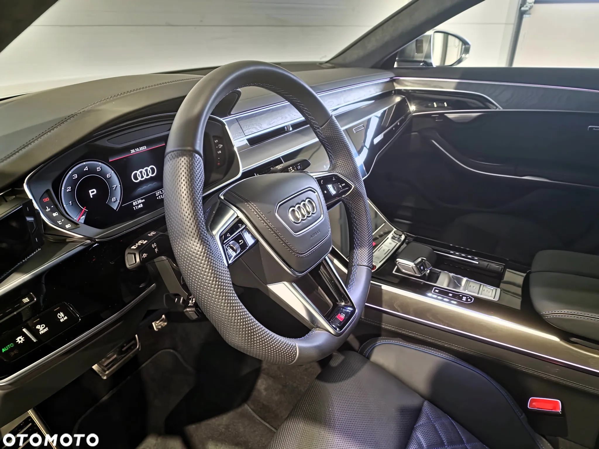 Audi S8 - 12