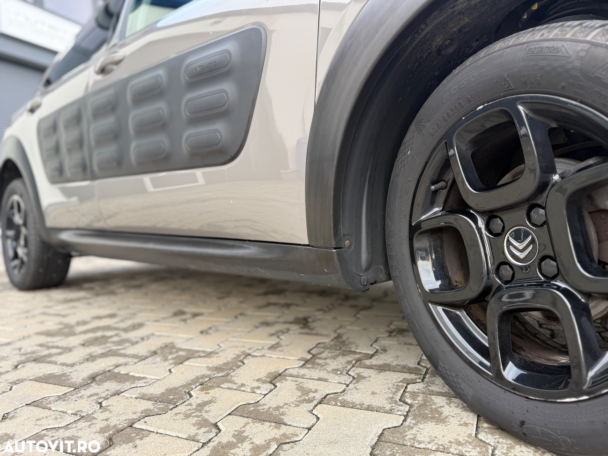 Citroën C4 Cactus PureTech 82 Feel Edition - 14