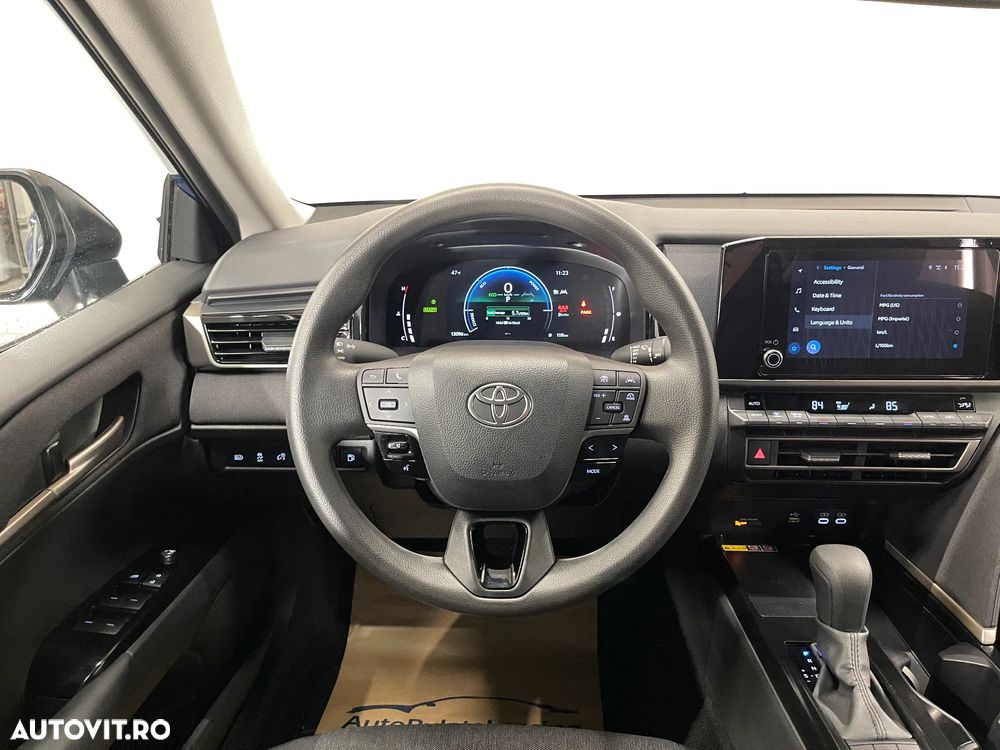 Toyota Camry 2.5 Business - 6