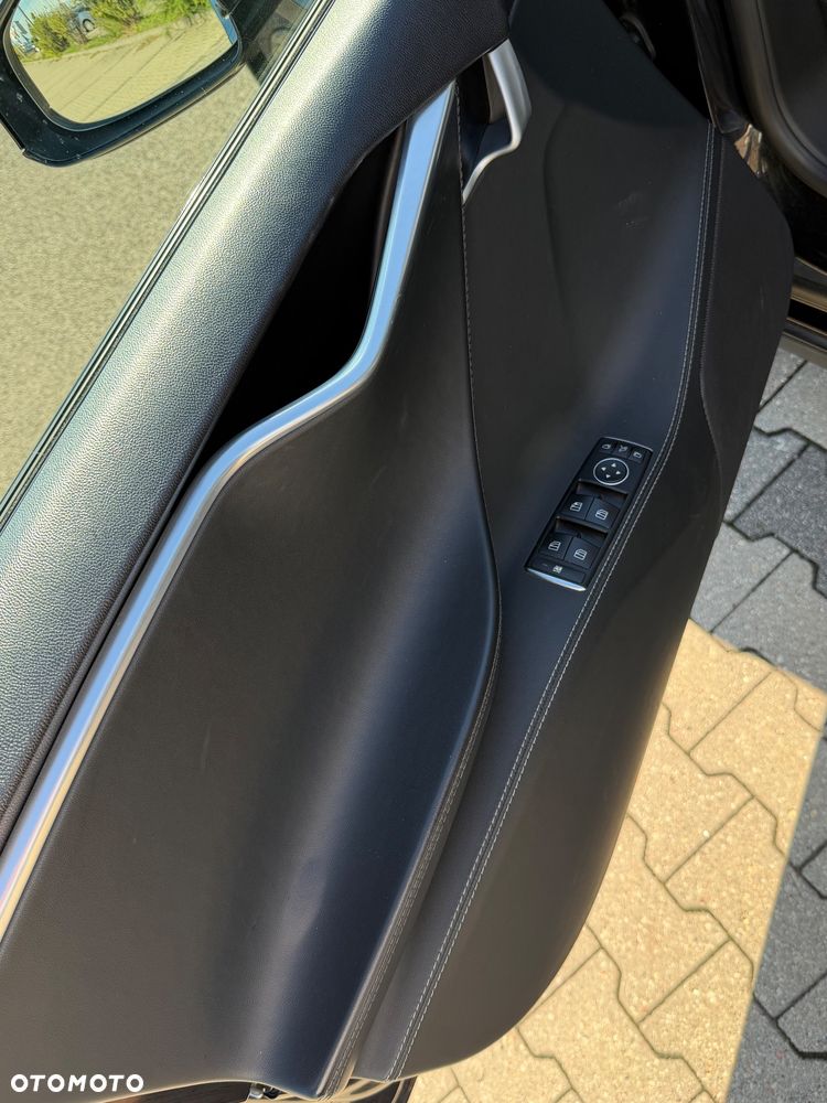 Tesla Model S 70 D - 17