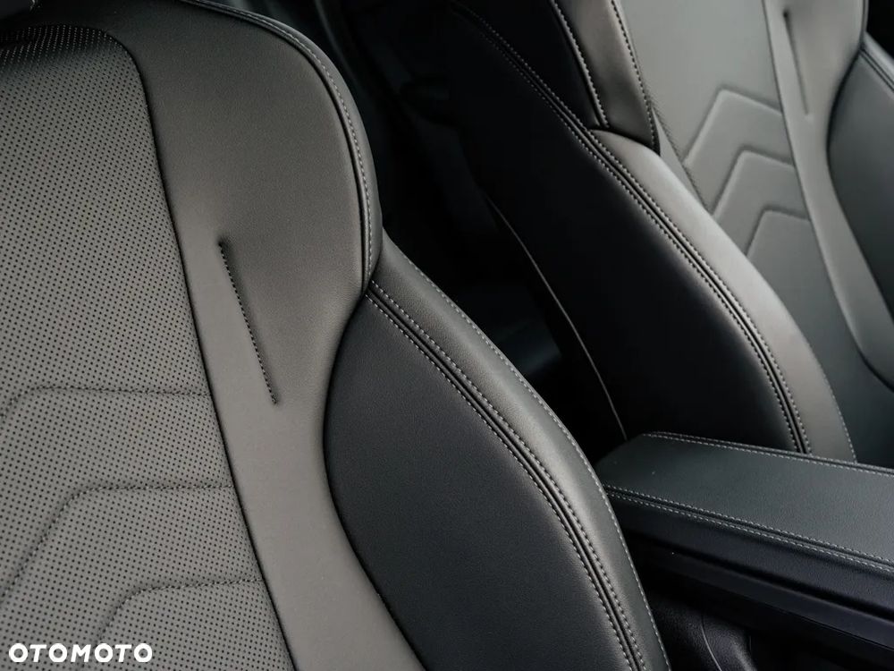 BMW X1 sDrive18i - 13