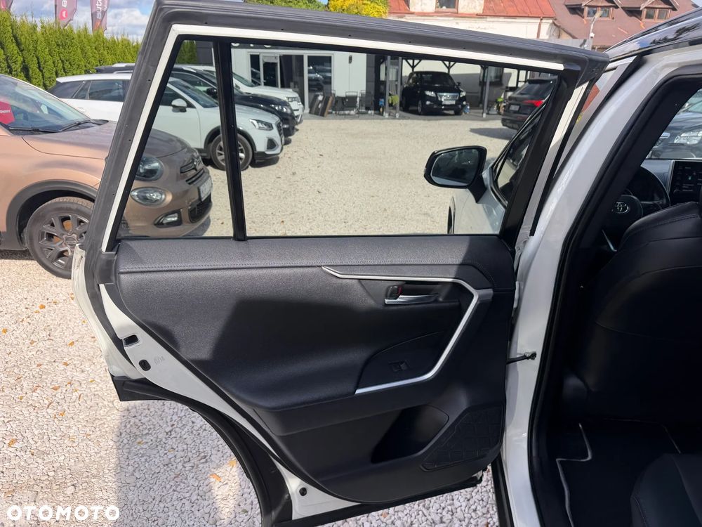 Toyota RAV4 - 25