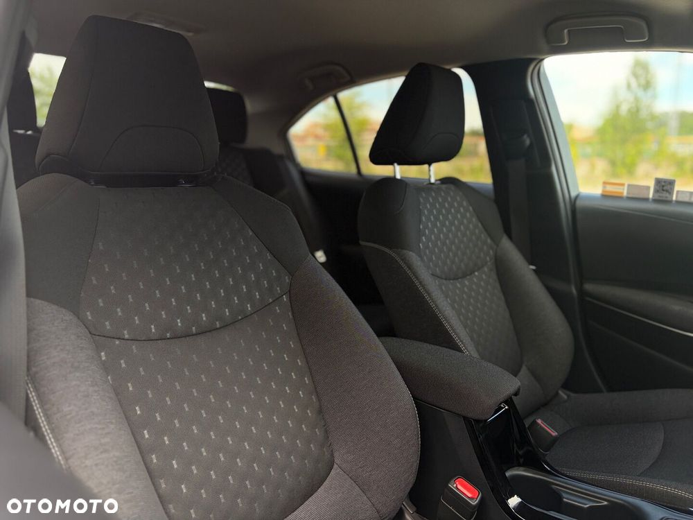 Toyota Corolla 1.8 Hybrid Style - 16