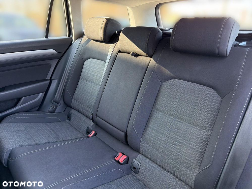 Volkswagen Passat 2.0 TDI EVO Business DSG - 17
