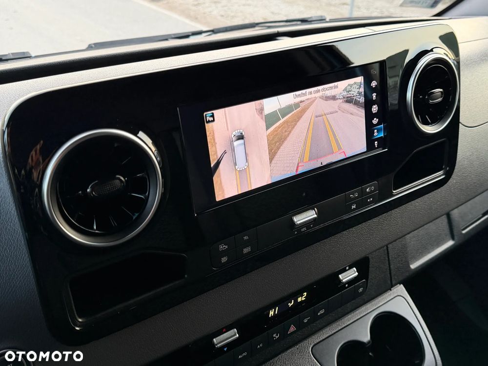 Mercedes-Benz SPRINTER // 319 CDI // 3.0 V6 190 KM // AUTOMAT // MAŁY PRZEBIEG //  BEZWYPADKOWY // L2H1 // FULL LED // SALON PL // 1 WŁ // - 18