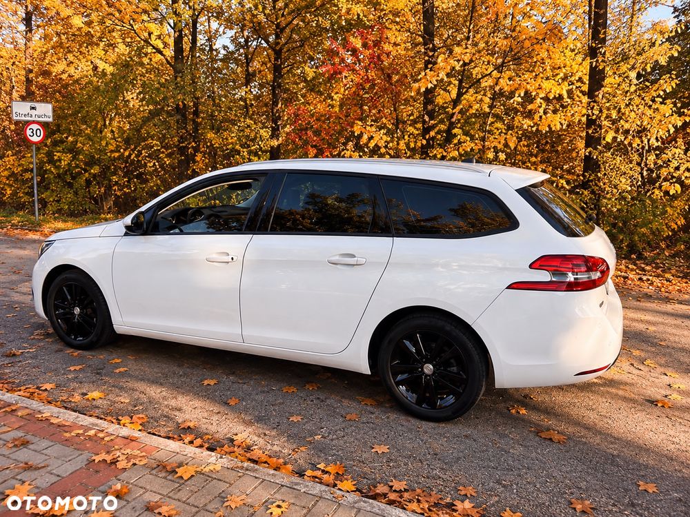 Peugeot 308 2016 photo 3