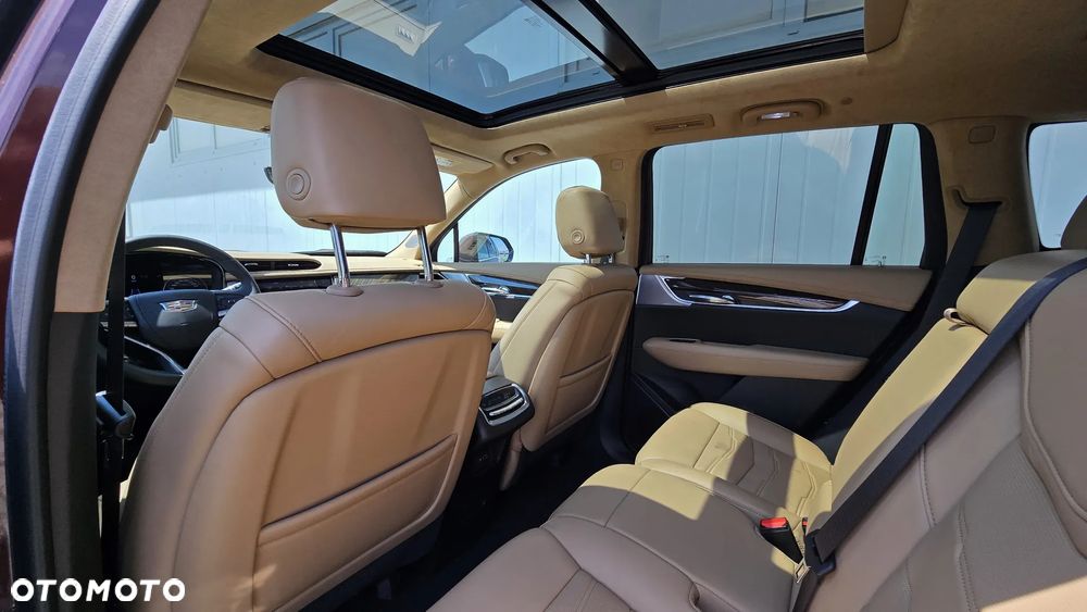 Cadillac XT6 - 16