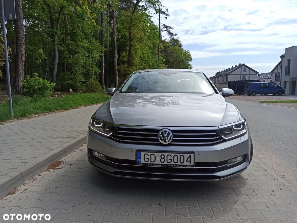 Volkswagen Passat 2.0 TDI SCR Comfortline - 8