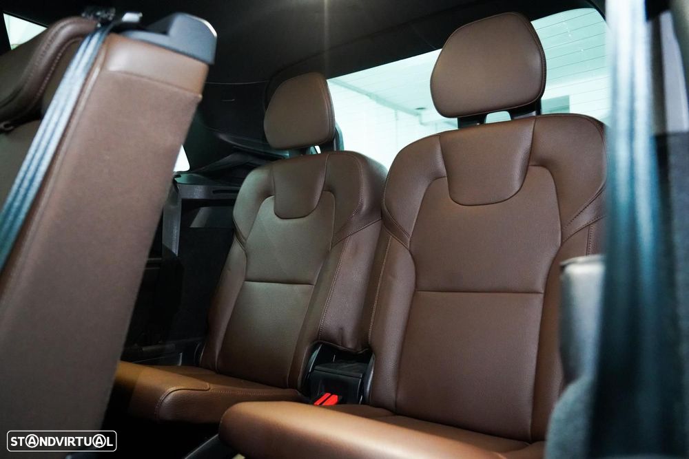 Volvo XC 90 2.0 T8 PHEV Momentum Plus AWD - 8