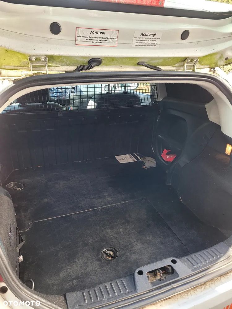 Ford Fiesta - 7