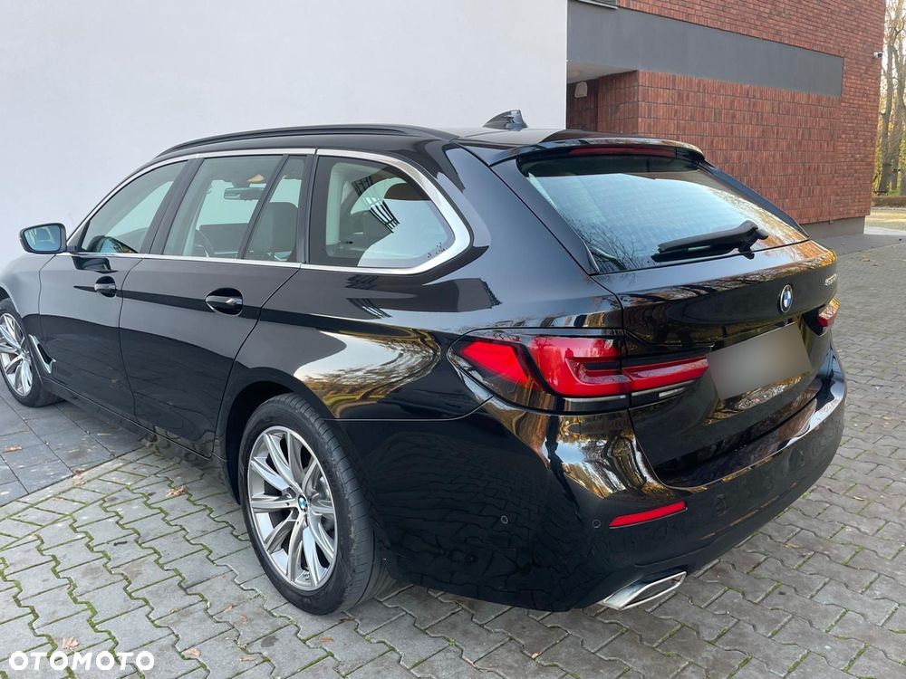 BMW Seria 5 520d Sport - 16
