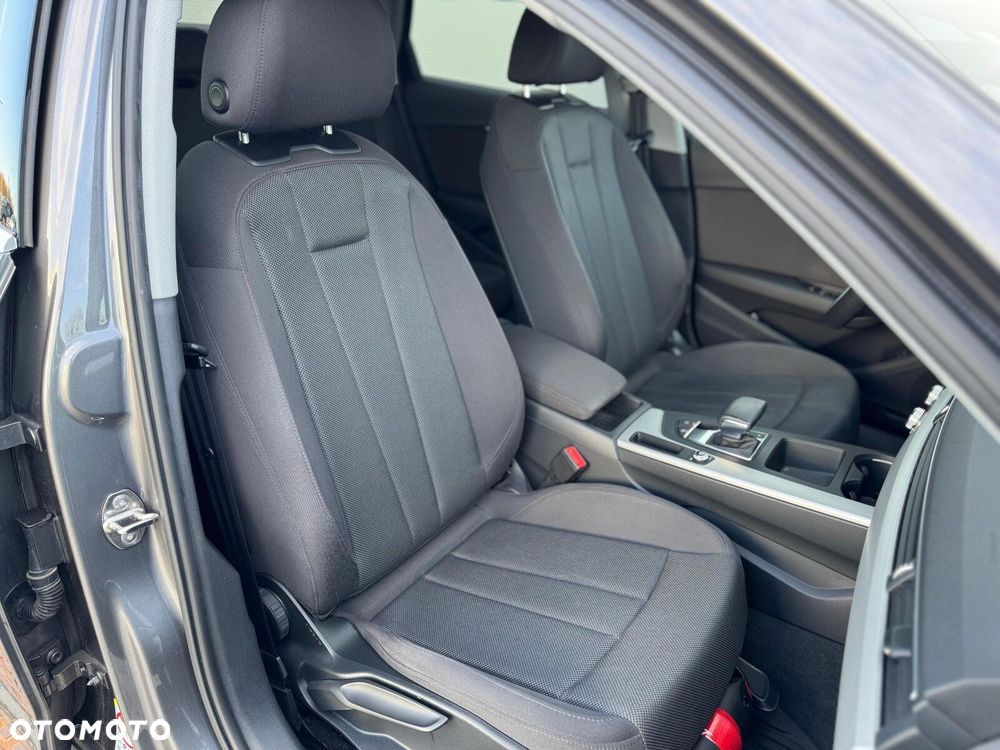 Audi A4 Limousine 40 TFSI S tronic - 26