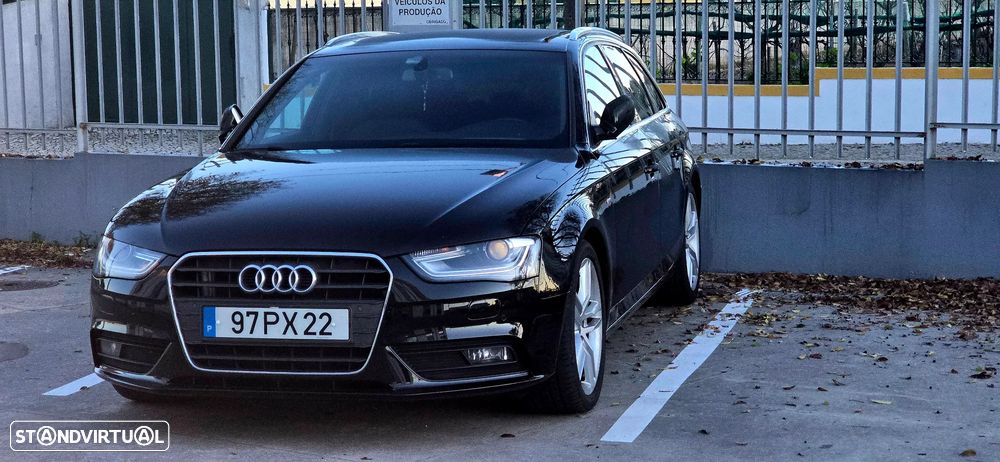 Audi A4 Avant 2.0 TDI S-line - 1
