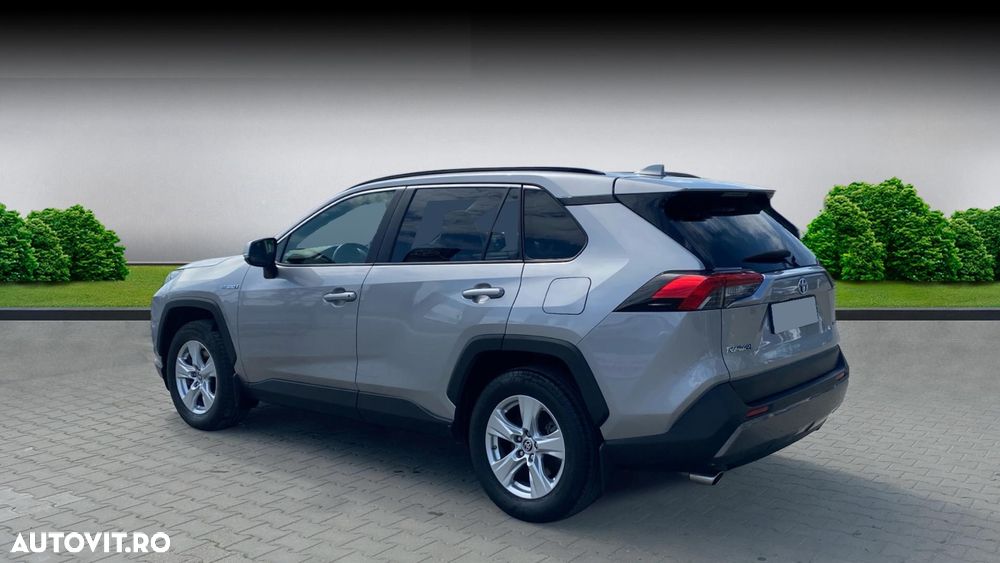 Toyota RAV4 - 3