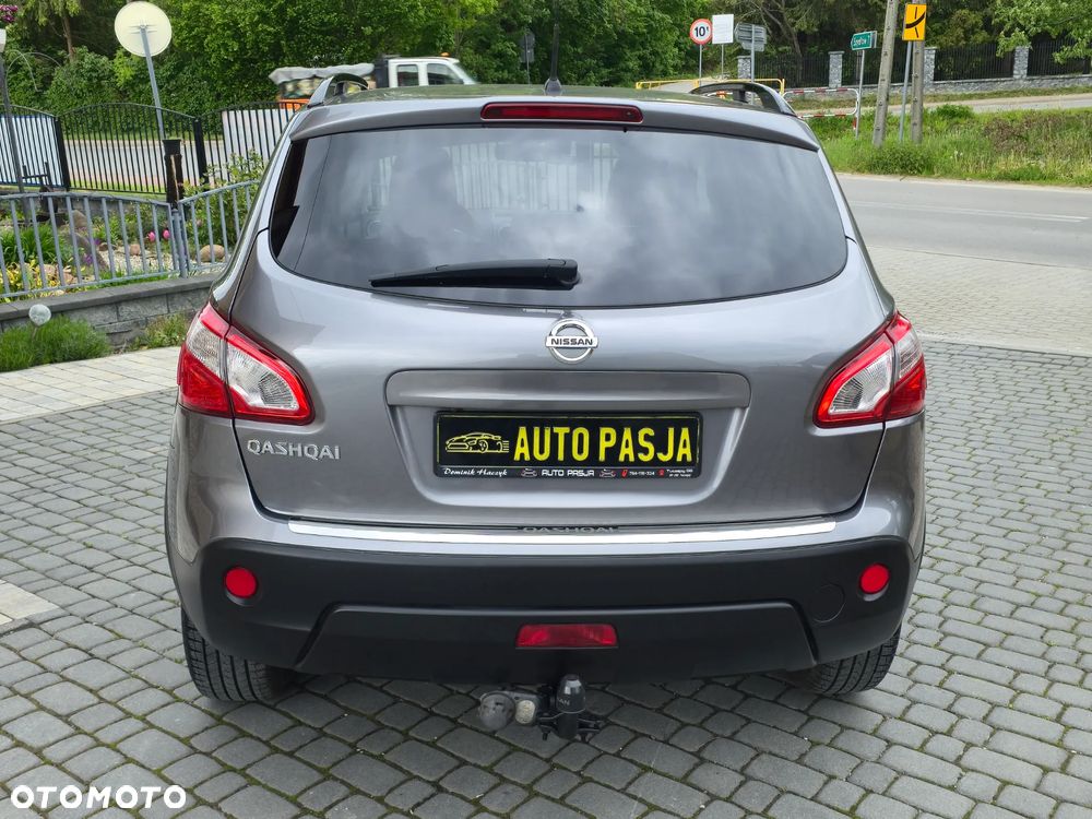 Nissan Qashqai 1.6 360 - 15